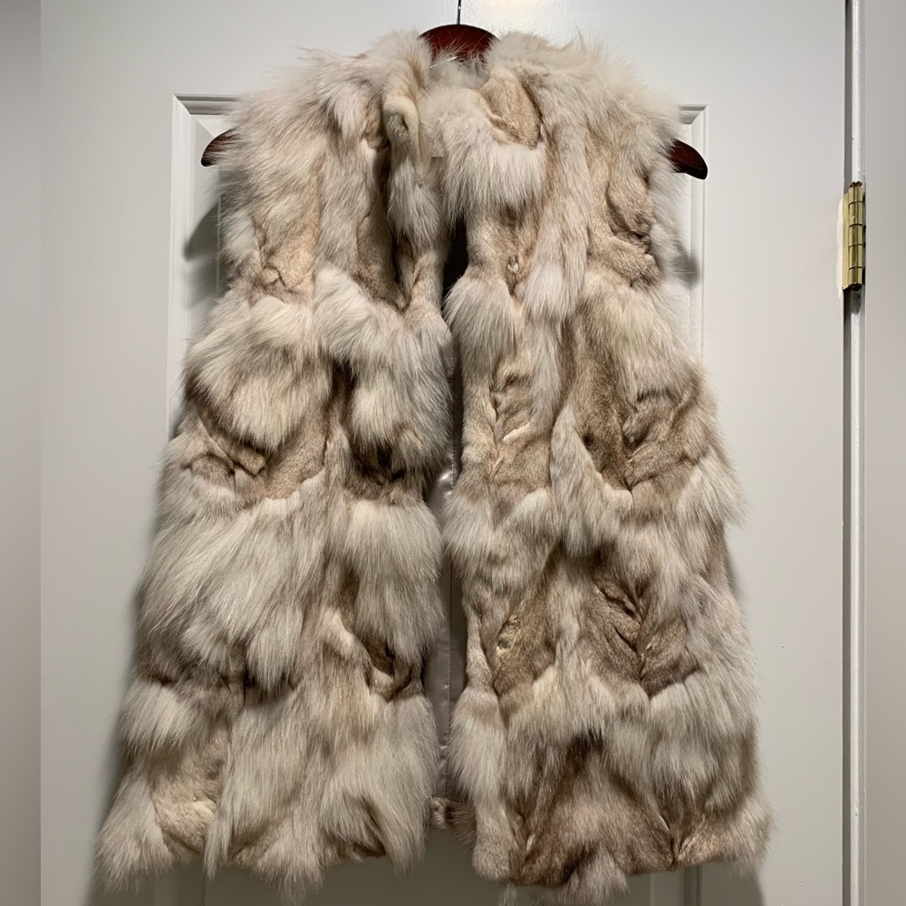 Fox fur vest, size small